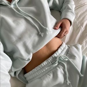 ardene lounge sweat set in mint